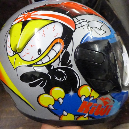 2181 - Vintage Kiwi full face motorcycle helmet (S) & Shoei full face motorcycle/motor bike helmet (L)