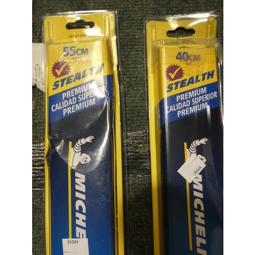 3232 - Delk Frostblocker amd Two Michelin Wiper Blades (16
