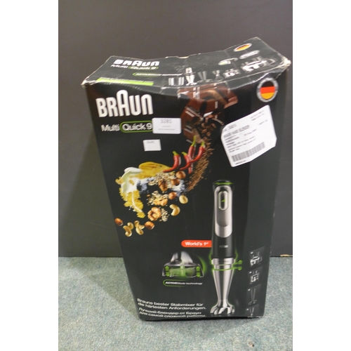 3281 - Braun Hand Blender          (238-59 )* this lot is subject to vat