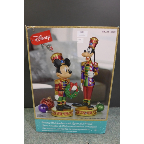 3287 - Disney Mickey & Goofy Nutcracker Figures    (238-53 )* this lot is subject to vat