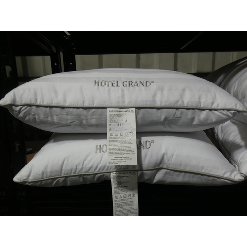 3191 - Hotel Grand Down Roll 2Pk - jumbo pillows   (238-166 )* this lot is subject to vat