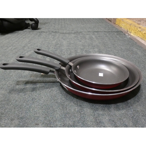 3194 - Tramatina Fry Pans 2Pk and T/Tina Fry Pan 30cm    (238-160,162 )* this lot is subject to vat