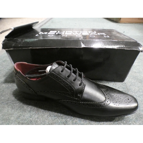 3348 - 3 Pairs of men's black Burton Redford shoes, sizes:- 1 x 8, 1 x 10, 1 x 11 * This lot is subject to ... 