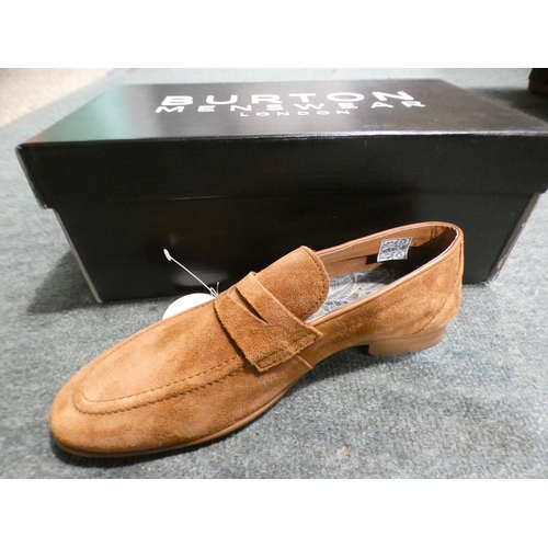 3361 - 2 Pairs of men's tan Burton Hunter suede loafers, size 7 * This lot is subject to VAT