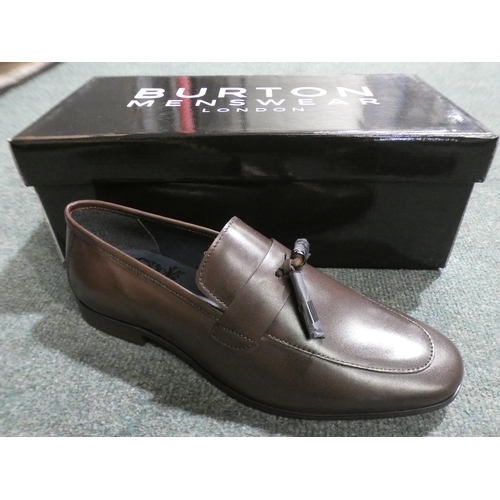 3384 - 3 Pairs of men's brown Wyatt tassel loafers, sizes:- 1 x 7, 1 x 8, 1 x 9 * This lot is subject to VA... 