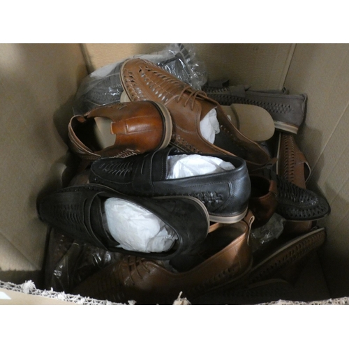 3393 - Quantity of men's Burton loafers, various sizes, colours and styles * This lot is subject to VAT