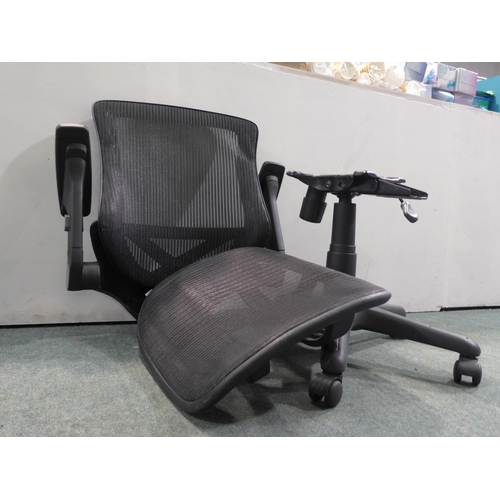 3415 - Bayside Mesh Office Chair (236-5) * This lot is subject to VAT