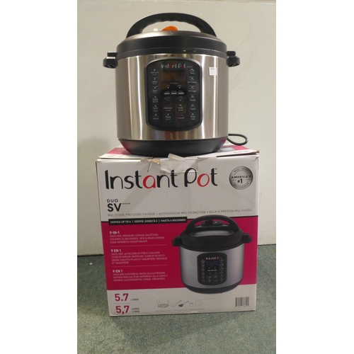 3445 - Instant Pot (9 in 1)    (236-88) * This lot is subject to VAT