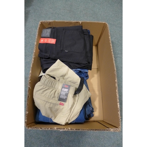 3258 - Box of men's shorts and jeans including Levi's and Replay - various sizes, styles and colours * This... 