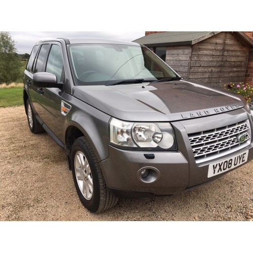 2409 - Land Rover Freelander metallic silver-grey 2 SE TD4. 157,000 miles. Service history, satnav, twin su... 