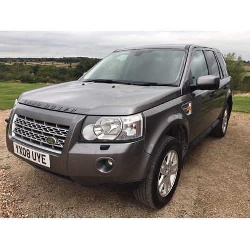 2409 - Land Rover Freelander metallic silver-grey 2 SE TD4. 157,000 miles. Service history, satnav, twin su... 