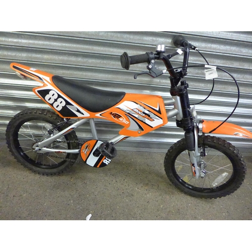 2070 - Motobike MXR450 16