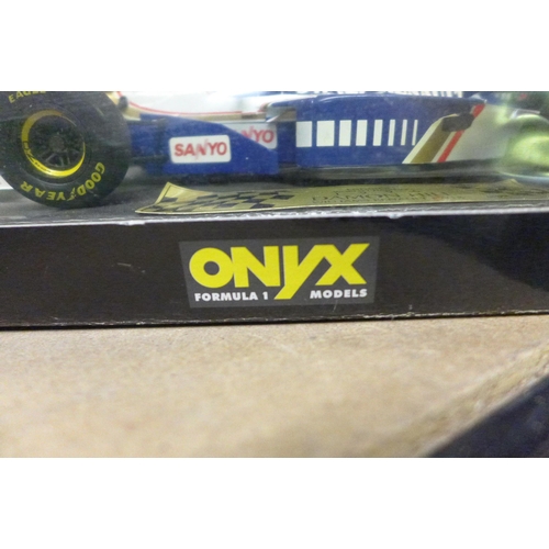 2095 - Williams-Renault Damon Hill limited edition onyx F1 car model, boxed