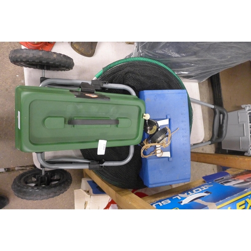 2182 - Ronseal fence sprayer, Gardena pump sprayer & Hozelock 1.25l pump sprayer/mister