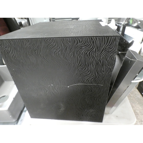 3165 - Faber slate  Lybra island cooker hood - H434 W409 D409 * This lot is subject to vat