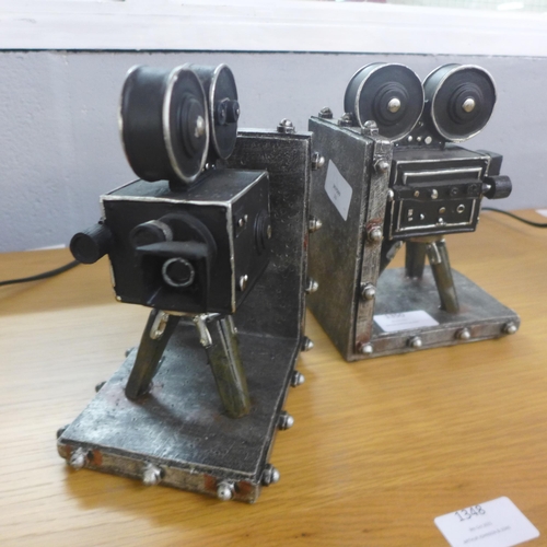 1362 - A pair of vintage camera bookends, H17.5cms (VLB56717)   #