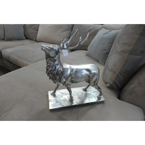 1473 - A large silver stag, H 37cms (297814)   #