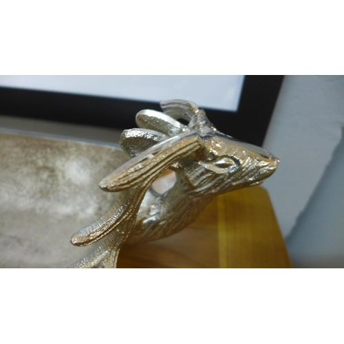 1476 - A silver deer display tray, 57cm x 17cm (2152522)   #