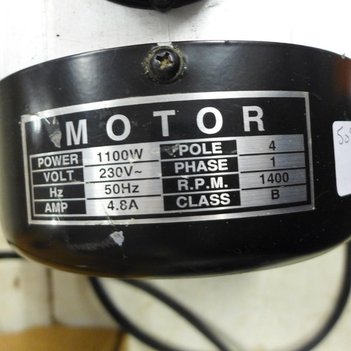 2022 - Front facing single phase motor, 1HP, 1400rpm, 240v - W