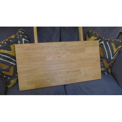 1529 - A Hongfa oiled oak dining table160cm with a pair of Hongfa benches, 145cm (boxed) - leaves may need ... 