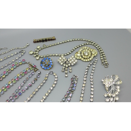 1091 - A collection of paste set jewellery