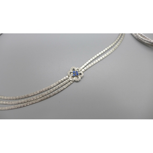 1103 - An 800 silver necklace and matching bracelet, 61g