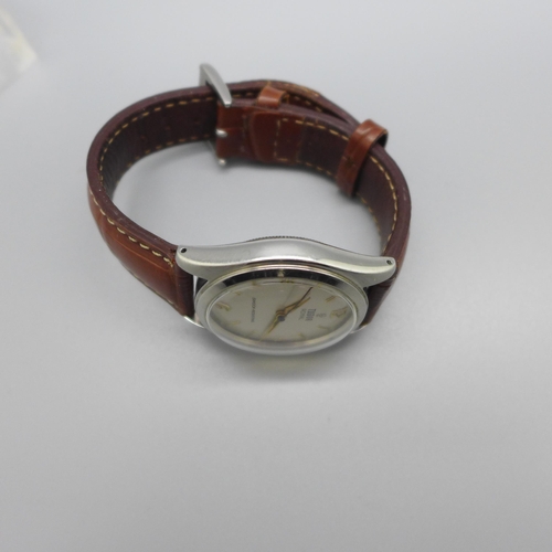 1110 - A Tudor Royal wristwatch, 33mm case