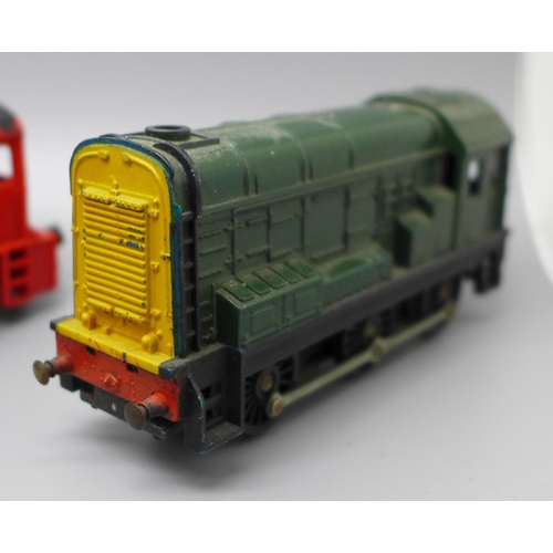 615 - Seven OO gauge locomotives, Tri-ang, Hornby, Jonef