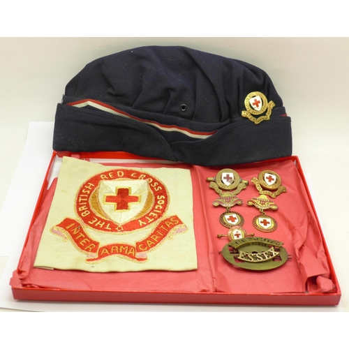 628 - WWI Red Cross badges, silk embroidered cloth badge and cap, Somerset and Essex