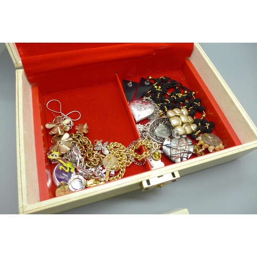 679 - Two boxes of costume jewellery