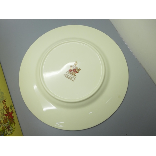 681 - A Royal Doulton Bunnykins china christening set, boxed and a Royal Doulton Bunnykins plate