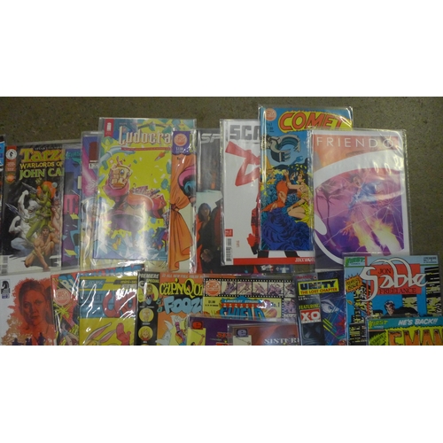 686 - Twenty-five assorted comics