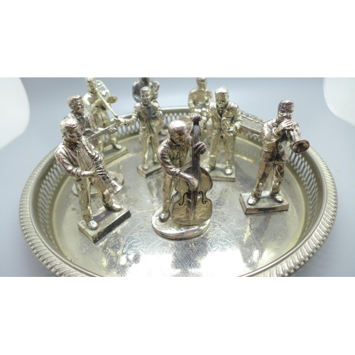 689 - A silver plated nine piece model jazz band