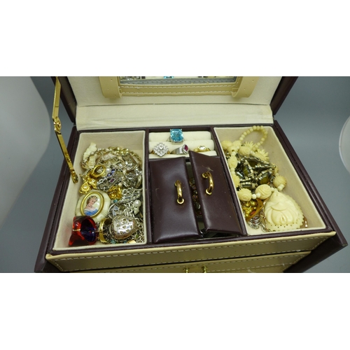 709 - Two boxes of costume jewellery