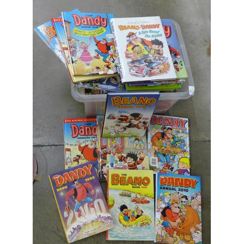 745 - A collection of mainly Dandy annuals, some Beano and others