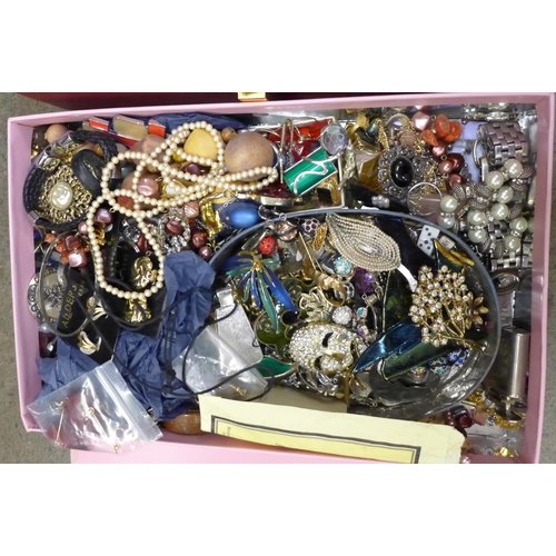 771 - Two boxes of costume jewellery