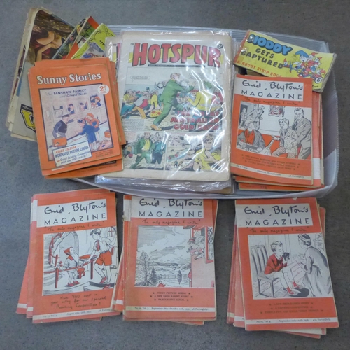 786 - Comics including thirty-four Enid Blyton magazines, thirty 1960's Hotspur and Noddy