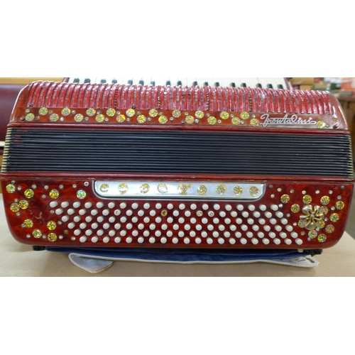 798 - A piano accordion, Prontalini