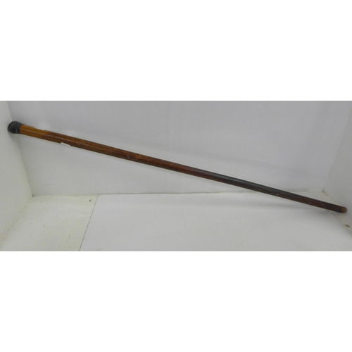 846 - A silver topped walking cane