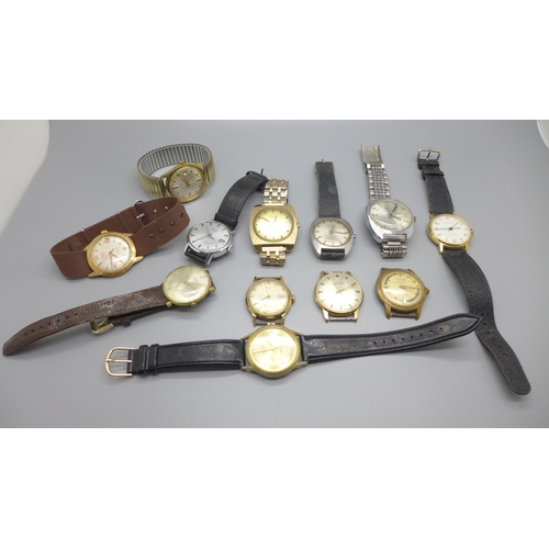 916 - A collection of wristwatches including Avia and Sekonda