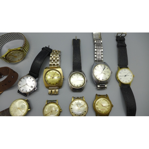 916 - A collection of wristwatches including Avia and Sekonda