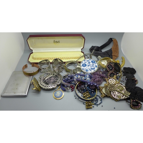 938 - Costume jewellery, a compact, buckle, etc.