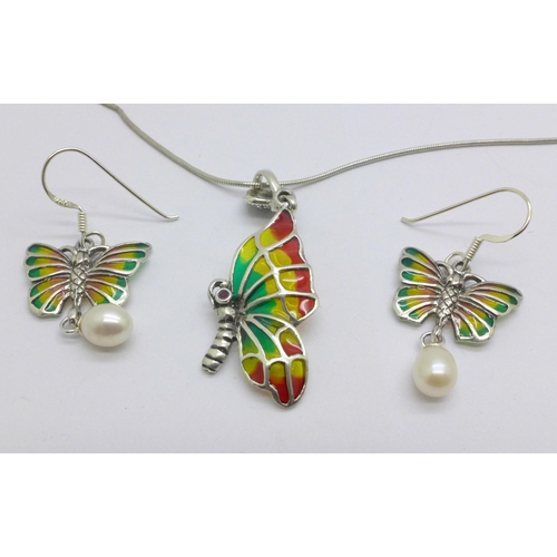 986 - A silver and plique a jour enamel butterfly pendant and earrings