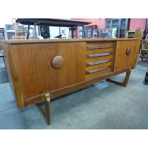 110 - An Elliotts of Newbury teak sideboard