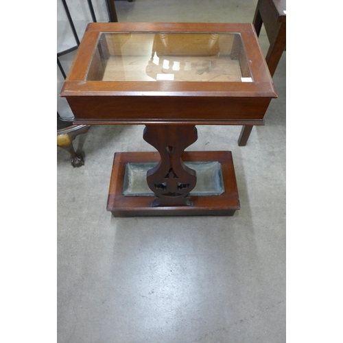 205 - A mahogany display table