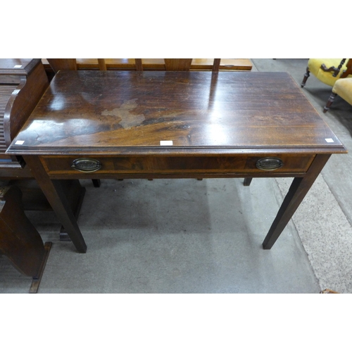 213 - A George III inlaid mahogany single drawer side table