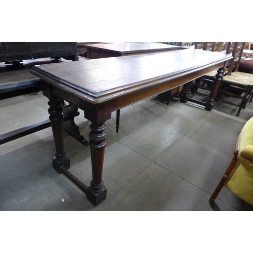 229 - A early Victorian mahogany serving table