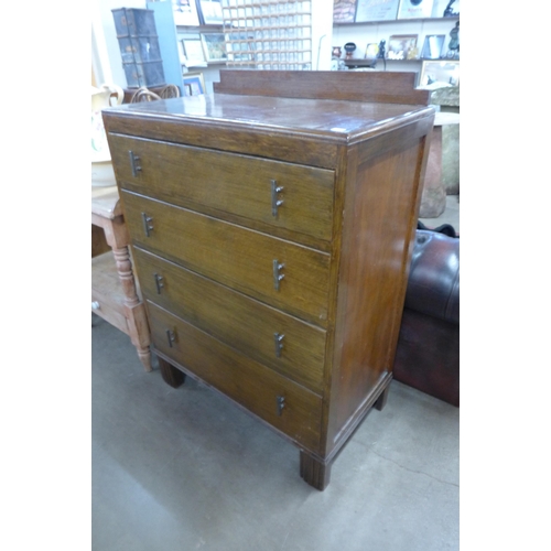 260 - An Art Deco oak chest of drawers