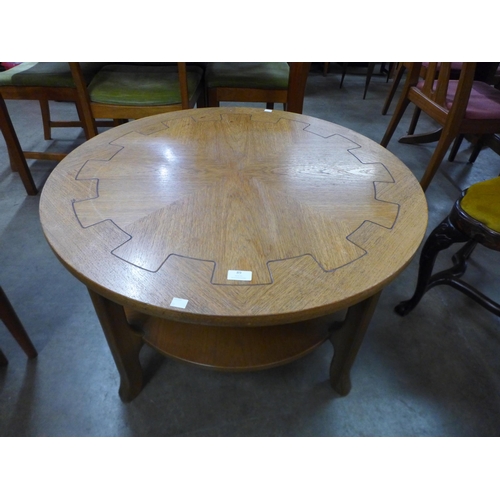 89 - A Nathan teak circular coffee table