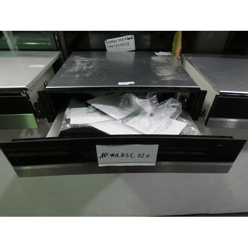 3059 - Bosch Serie 8 Warming Drawer (H140xW595xD548) (model:- BIC630NS1B), RRP £815 inc. VAT  *This lot is ... 